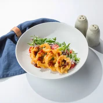 Салат с кальмаром в панировке